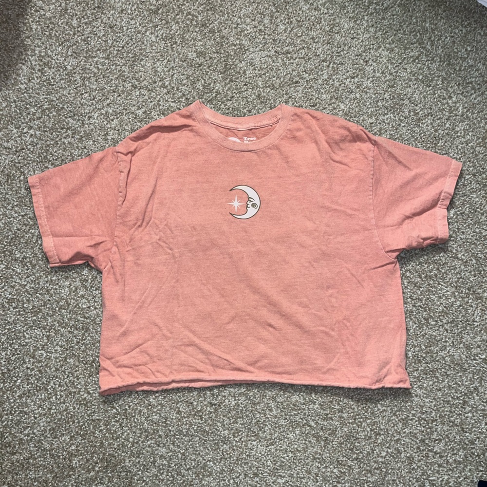 Tree Hugger Nation - Light Pink cropped floral t-shirt